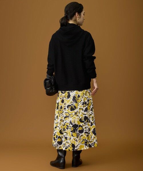 S size ONWARD(小さいサイズ) / エスサイズオンワード ミニ・ひざ丈スカート | 【SHIHOさん着用】アートタッチフラワープリント スカート | 詳細14