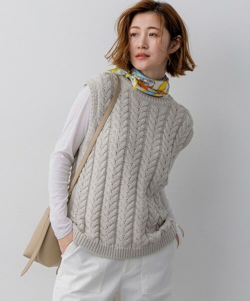 S size ONWARD(小さいサイズ) / エスサイズオンワード ベスト | ケーブル ニットベスト（ベージュ系）