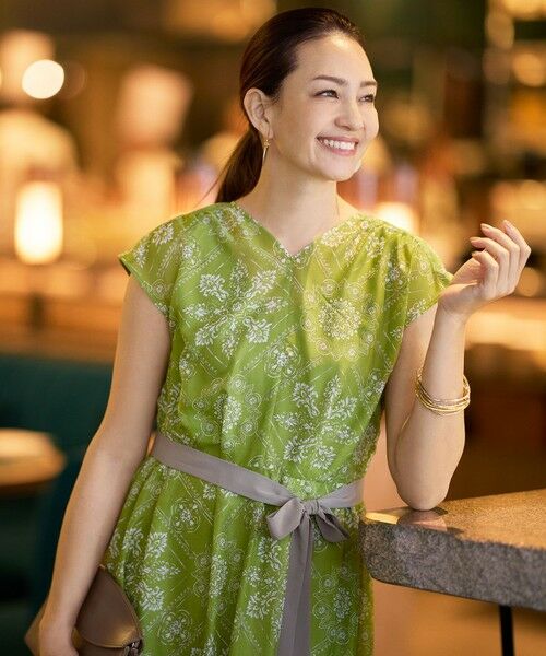 S size ONWARD(小さいサイズ) / エスサイズオンワード ロング・マキシ丈ワンピース | 【カタログ掲載】ロータスタイルプリント ワンピース | 詳細1