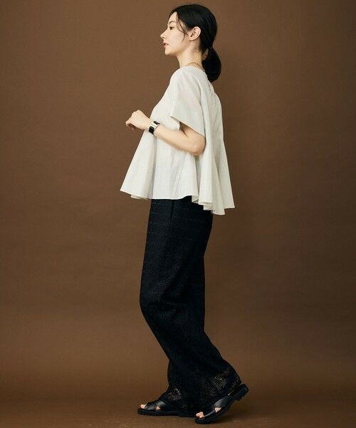 S size ONWARD(小さいサイズ) / エスサイズオンワード シャツ・ブラウス | 【カタログ掲載】ブライトシアーシャンブレー ブラウス | 詳細4