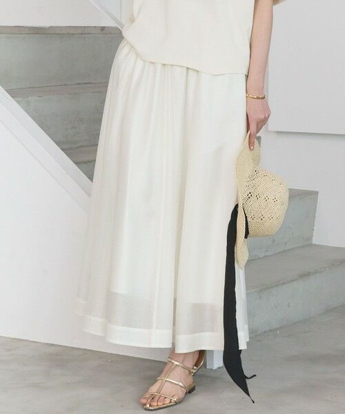 S size ONWARD(小さいサイズ) / エスサイズオンワード ミニ・ひざ丈スカート | 【SLOW/一部店舗限定】エアリーフレア スカート（オフホワイト）