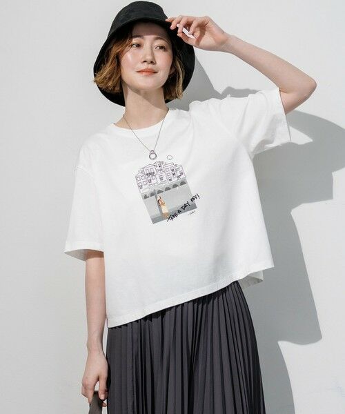 S size ONWARD(小さいサイズ) / エスサイズオンワード カットソー | Lauren Rolwing コラボ グラフィックプリント フレア Tシャツ（オフ）