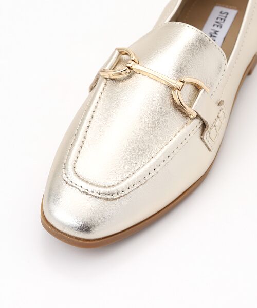 NY発ブランド steve madden フラットシューズ　シルバー NY発ブランド steve madden フラットシューズ シルバー NY発