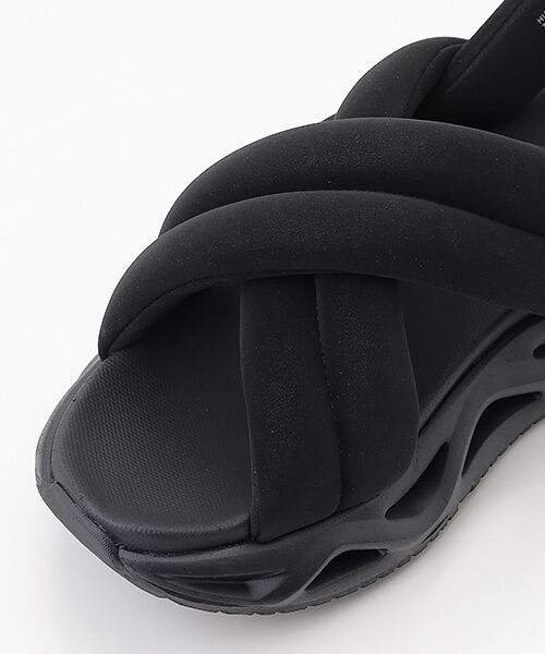 STEVE MADDEN / スティーブ・マデン サンダル | クロスパフィーボリュームサンダル | 詳細6