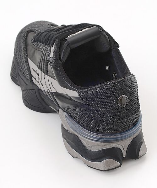 STEVE MADDEN ストーン装飾 スニーカー ICEBOX Rhinestone Men's Low-Top Lace-Up Sneaker – Steve Madden
