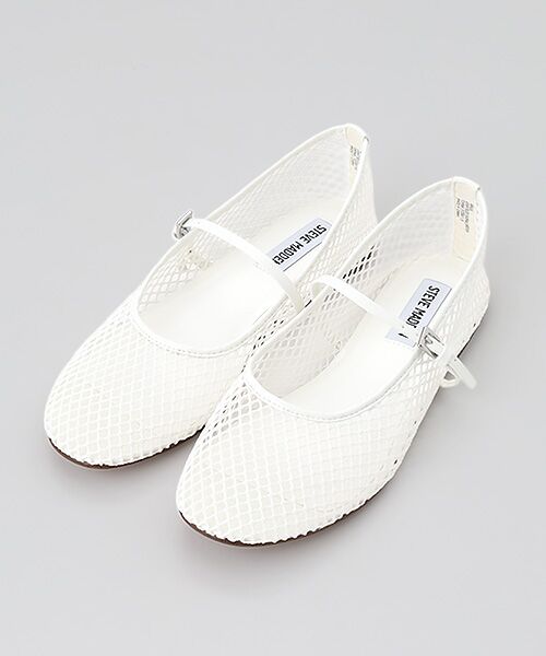 STEVE MADDEN / スティーブ・マデン フラットシューズ | ポインテッドトゥシアーメリージェーン（ホワイト）