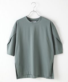 Tuked Sleeve Tee