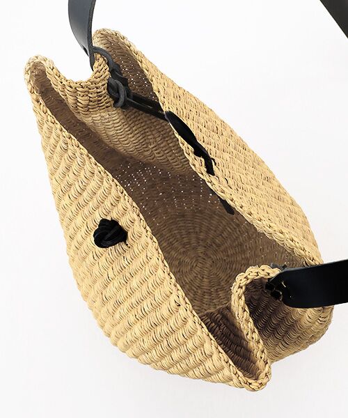 かごバッグ　美品 セリーヌ CELINE CELINE かごバッグ Teen Triomphe 113832EFA