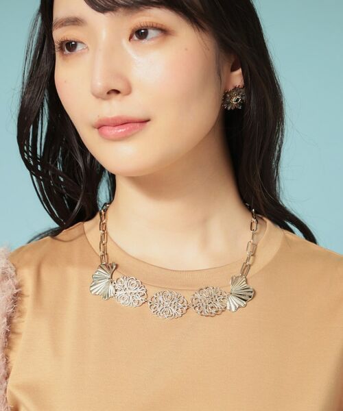 SunaUna / スーナウーナ ネックレス・ペンダント・チョーカー | 【透かし柄】フラワーモチーフネックレス | 詳細5