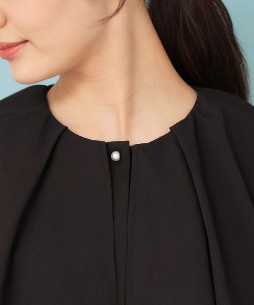 SunaUna / スーナウーナ シャツ・ブラウス | 【お顔周り華やか／秋まで着られる】ケープカラーブラウス | 詳細16