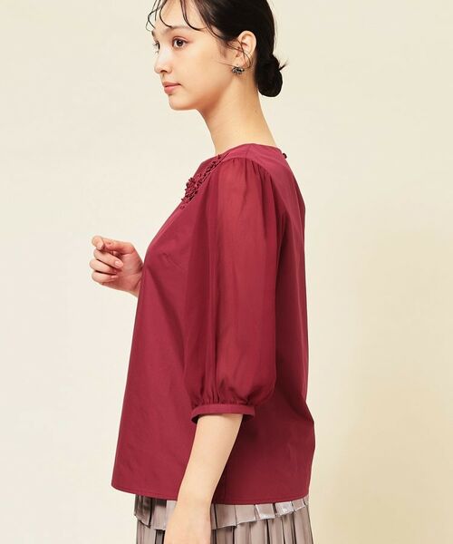 SunaUna / スーナウーナ シャツ・ブラウス | 【フラワーモチーフ付き／袖シフォン】肘下丈ブラウス | 詳細11