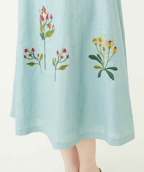 ボタニカル刺繍ドレス