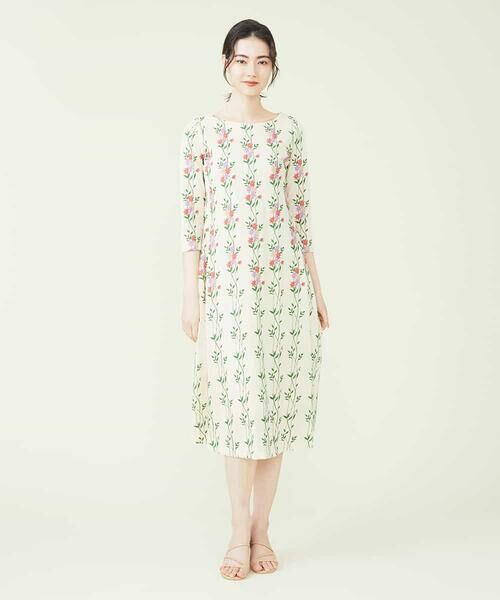 Sybilla / シビラ ロング・マキシ丈ワンピース | ストライプフラワー刺繍ドレス | 詳細10
