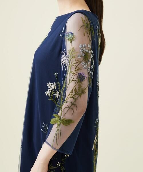 Sybilla / シビラ ドレス | フラワー刺繍チュールスリーブドレス | 詳細3