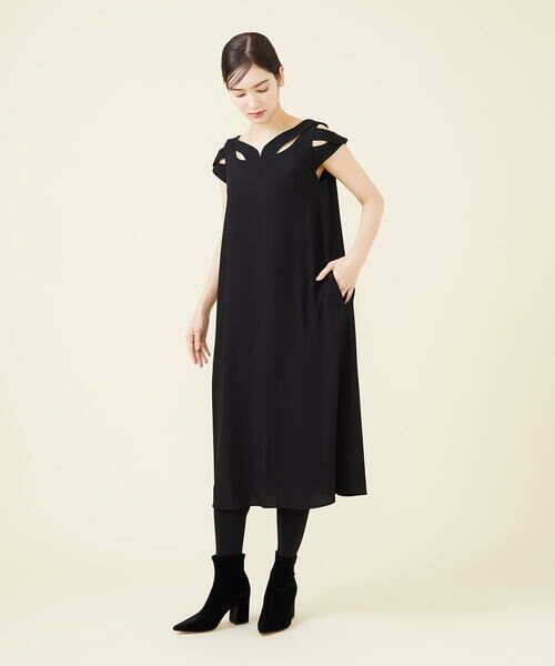 Sybilla / シビラ ドレス | 【blue&black】デコルテカットワークドレス | 詳細2