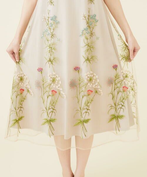 フラワー刺繍チュールノースリーブドレス （ドレス）｜Sybilla