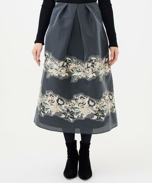 Sybilla / シビラ ロング・マキシ丈スカート | フラワーカットジャカードタックスカート | 詳細4