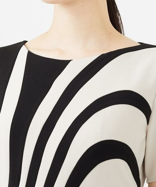 Sybilla / シビラ ドレス | ウェーブバイカラードレス | 詳細5