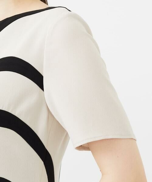 Sybilla / シビラ ドレス | ウェーブバイカラードレス | 詳細7