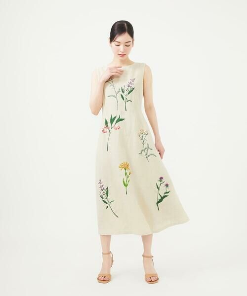 Sybilla / シビラ ドレス | 先染めリネン刺繍ドレス | 詳細1