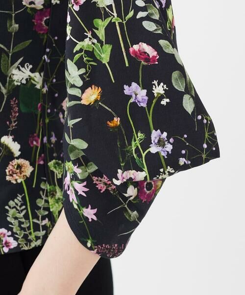 Sybilla / シビラ カットソー | フォトフラワープリントカットソー | 詳細12