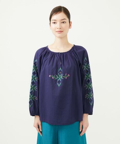 Sybilla / シビラ シャツ・ブラウス | 【INDIA】フラワー&ボーラー刺繍ブラウス | 詳細2