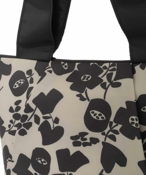 Sybilla / シビラ トートバッグ | 【保冷・保温】モノトーンフラワープリントトートバッグ | 詳細4
