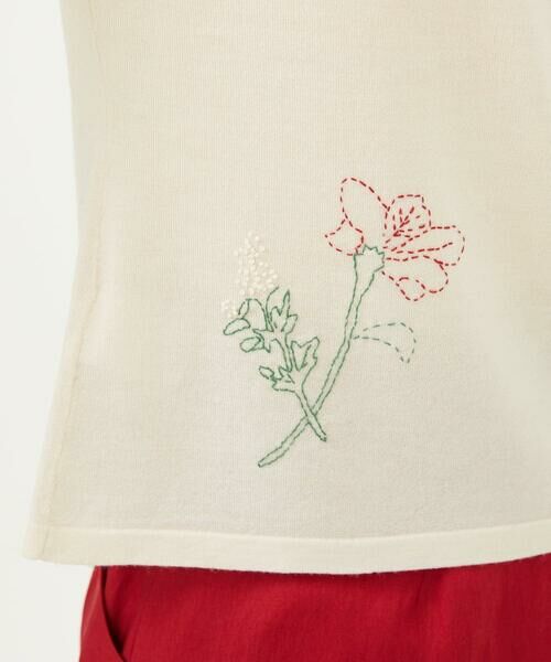 Sybilla / シビラ ニット・セーター | ステッチフラワー刺繍プルオーバー | 詳細4