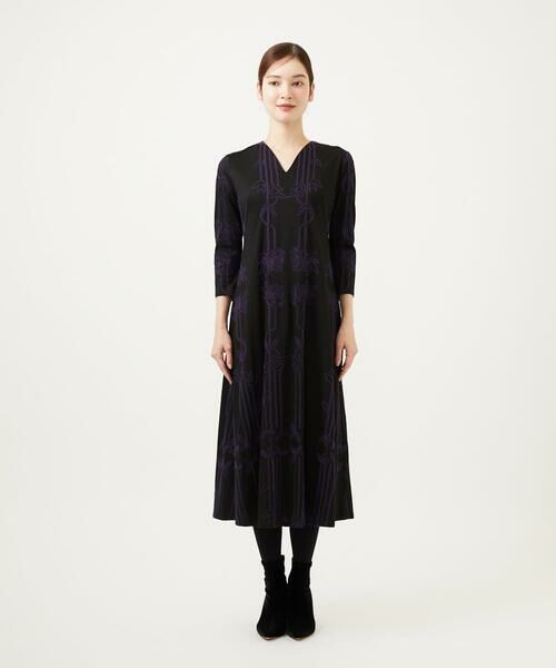 Sybilla / シビラ ロング・マキシ丈ワンピース | リーフ柄コード刺繍ジャージードレス | 詳細2