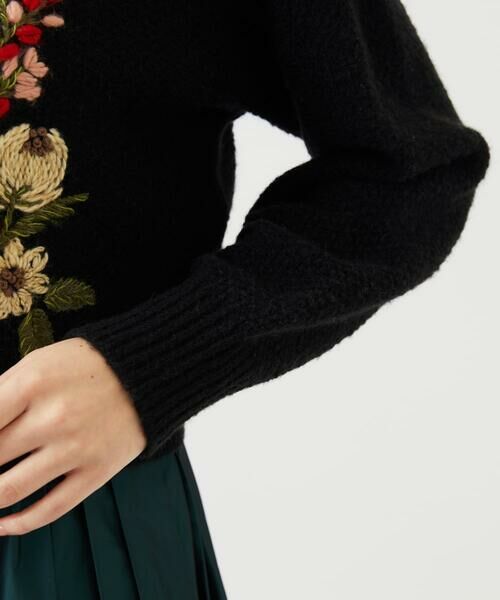 Sybilla / シビラ ニット・セーター | ポピーブーケ刺繍ニット | 詳細9