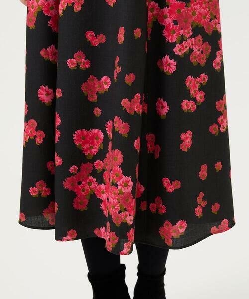 Sybilla / シビラ ロング・マキシ丈ワンピース | ピンクマーガレットプリントドレス | 詳細8