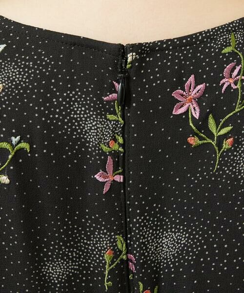 Sybilla / シビラ ロング・マキシ丈ワンピース | ドットフラワー刺繍ドレス | 詳細8
