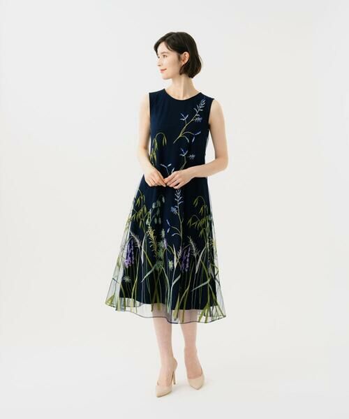 Sybilla / シビラ ドレス | リーフ刺繍チュールドレス（ネイビー）