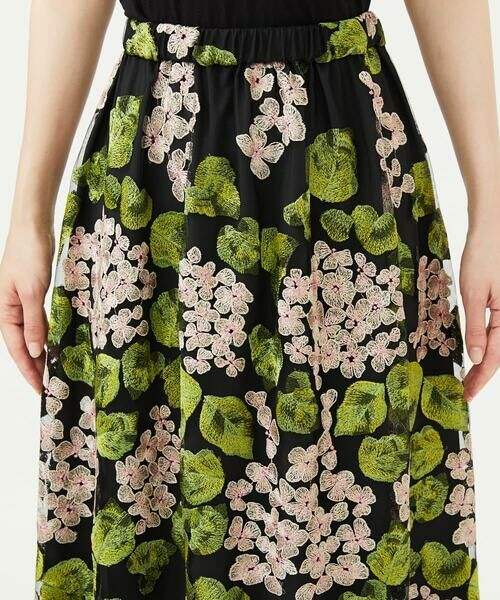 Sybilla / シビラ ロング・マキシ丈スカート | アジサイ刺繍チュールスカート | 詳細6