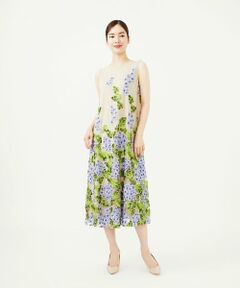 Sybilla / シビラ ドレス | アジサイ刺繍チュールドレス