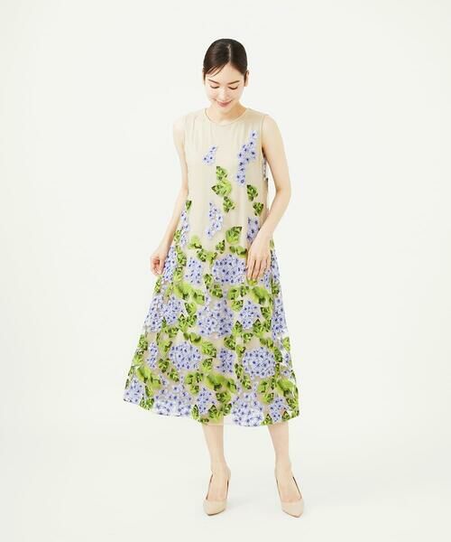 Sybilla / シビラ ドレス | アジサイ刺繍チュールドレス | 詳細1