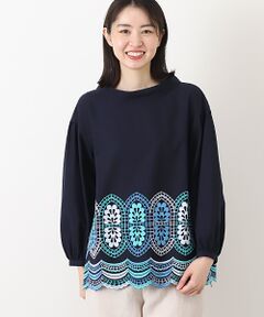 スカラップ刺繍ブラウス