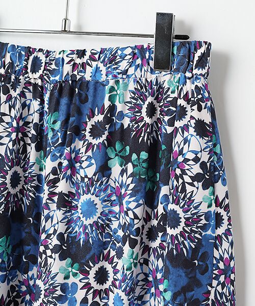 TABASA / タバサ その他パンツ | MIXフラワープリントパンツ | 詳細3