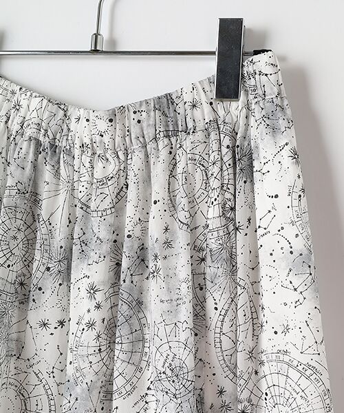 TABASA / タバサ ロング・マキシ丈スカート | ローン×星座プリントスカート | 詳細2