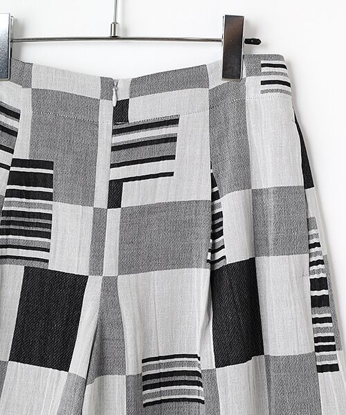 TABASA / タバサ その他パンツ | 風通パッチワークジャガードパンツ | 詳細2