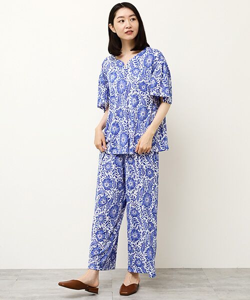 TABASA / タバサ シャツ・ブラウス | 版画風フラワープリントブラウス | 詳細11