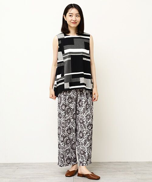 TABASA / タバサ その他パンツ | 版画風フラワープリントパンツ | 詳細2