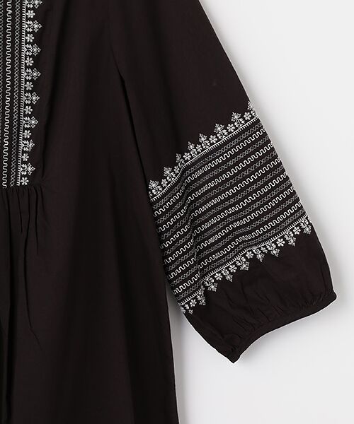 TABASA / タバサ チュニック | コットンローン ステッチ刺繍 チュニック | 詳細3