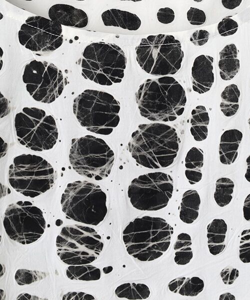 TABASA / タバサ シャツ・ブラウス | ランダムドットワックスプリントブラウス | 詳細1