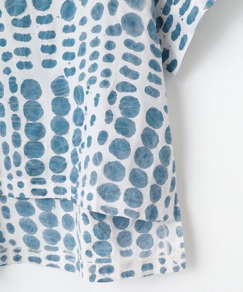 TABASA / タバサ シャツ・ブラウス | ランダムドットワックスプリントブラウス | 詳細4