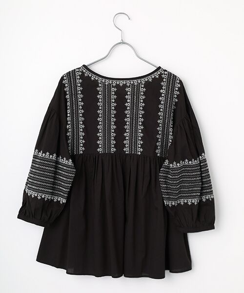TABASA / タバサ シャツ・ブラウス | コットンローン ステッチ刺繍 ブラウス | 詳細1