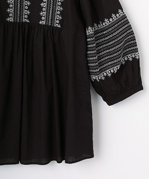 TABASA / タバサ シャツ・ブラウス | コットンローン ステッチ刺繍 ブラウス | 詳細3