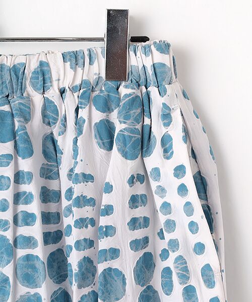 TABASA / タバサ ロング・マキシ丈スカート | ランダムドットワックスプリントスカート | 詳細3