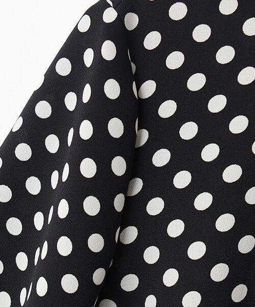 TABASA / タバサ シャツ・ブラウス | 梨地ストレッチ ドットプリント ブラウス | 詳細1