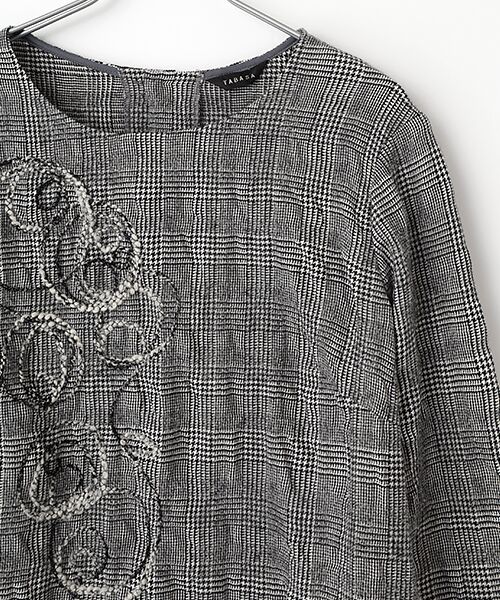 TABASA / タバサ ロング・マキシ丈ワンピース | モノトーンチェック×スパイラル刺繍ワンピース | 詳細2